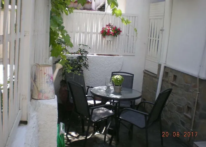 Апартаменты Aristi's House Волос